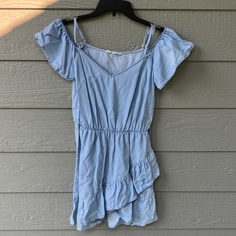 LOVE TREE Light Blue Off-Shoulder Dress